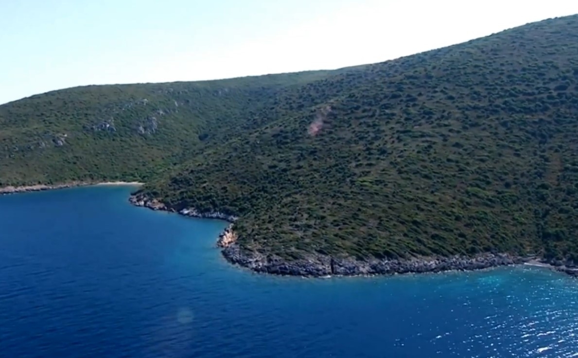 Çeşme Kara Ada - Fotoğraf 4