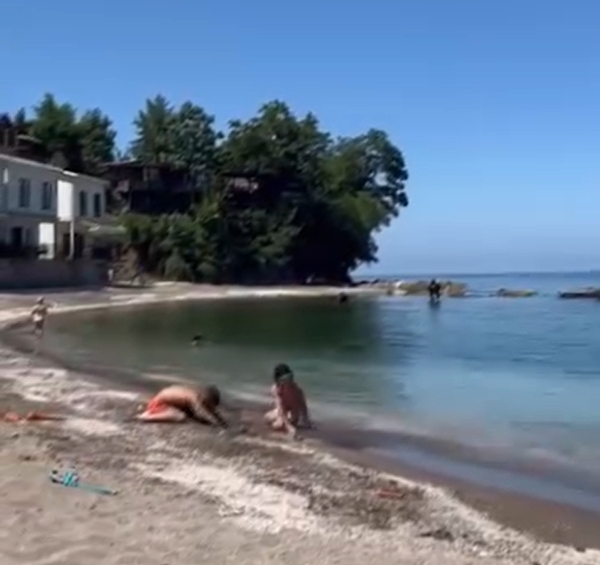 Piraziz Villa Önü Plajı